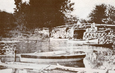 The Thoroughfare Bridge In The Early 1900's